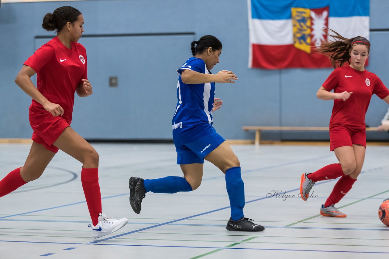 Bild 379 - wBJ Futsalmeisterschaft Runde 1